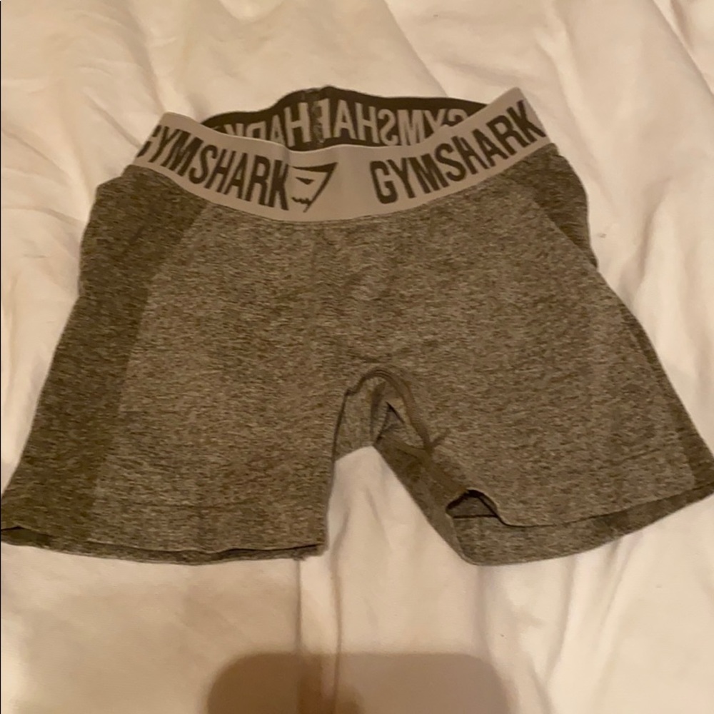 Gymshark flex shorts kakki/sand